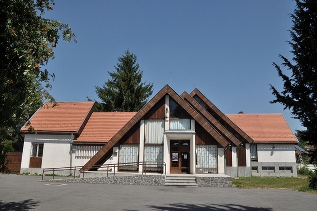 Betty Panzio Hotel Miercurea Ciuc Exterior photo