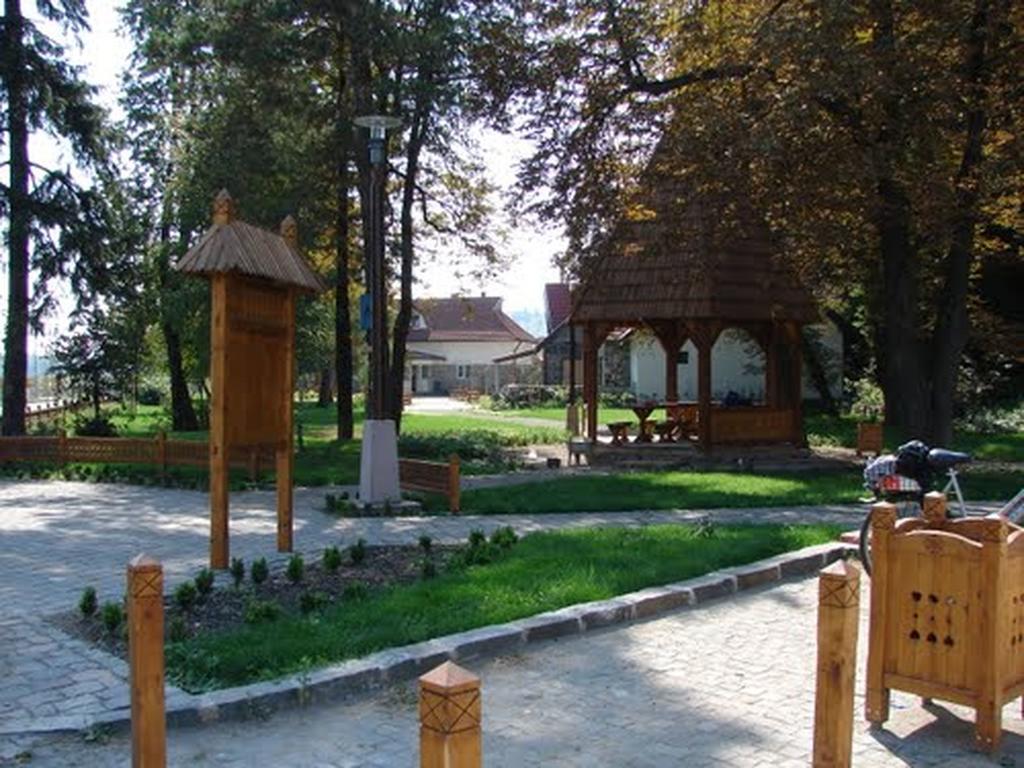 Betty Panzio Hotel Miercurea Ciuc Exterior photo